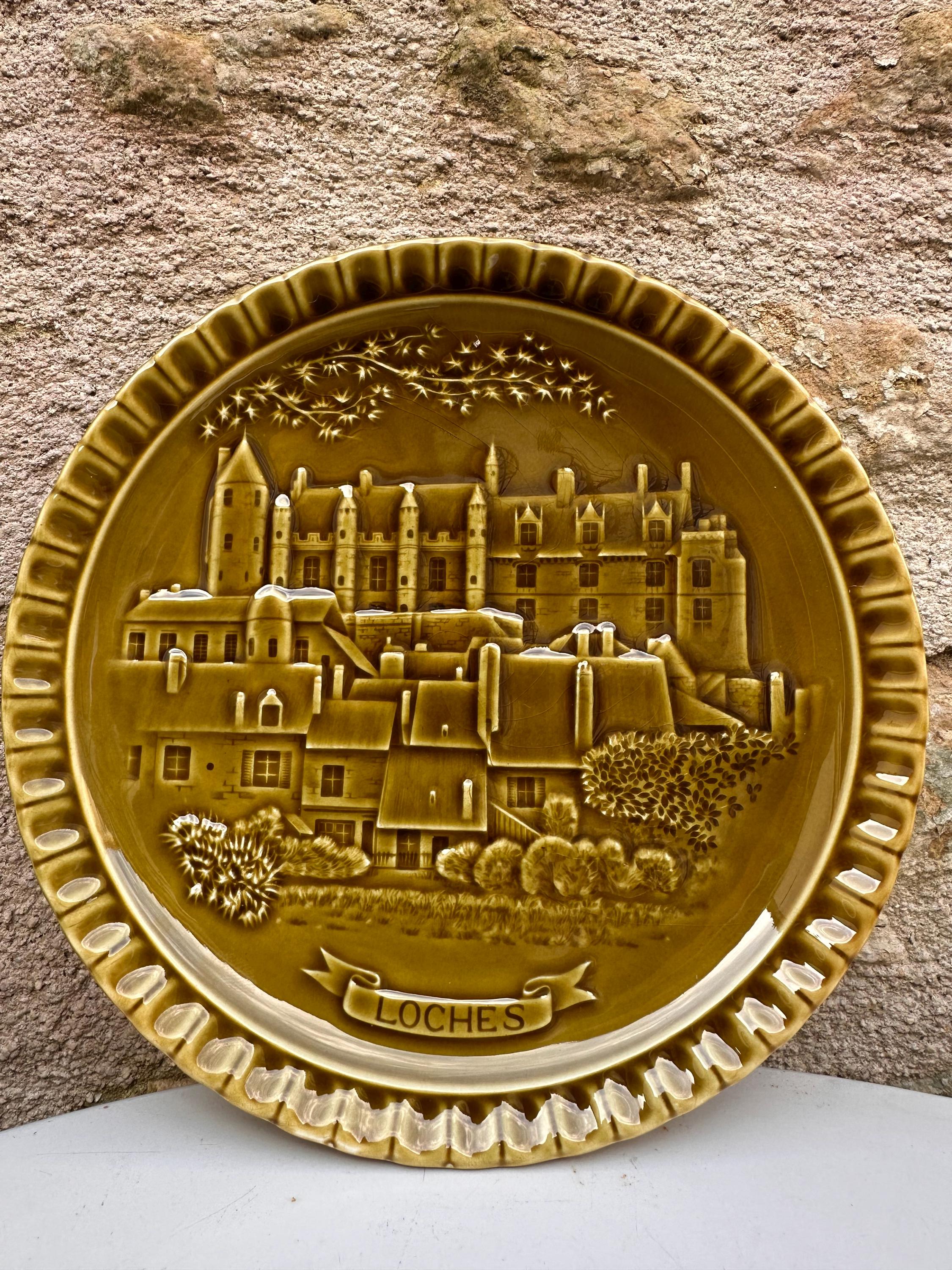 Rare 12 Assiettes Gien France - Châteaux de la Loire - Édition Spéciale "Anjou Vinicole" - Céramique Vintage Vert Olive Miel