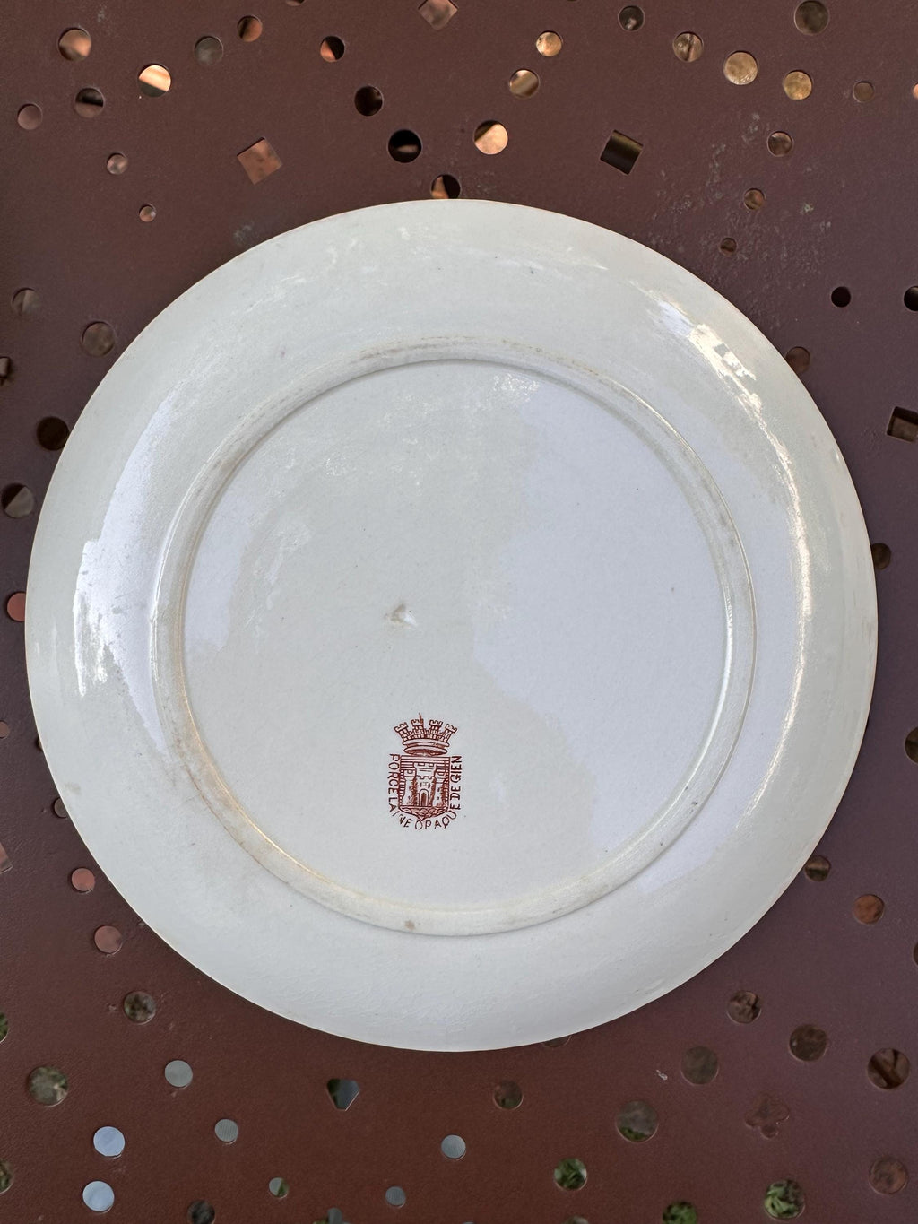 Assiettes signées Riballier  Gien  Théâtre XIX ème   . Pièces de Collection - lot de 4 assiettes parlantes