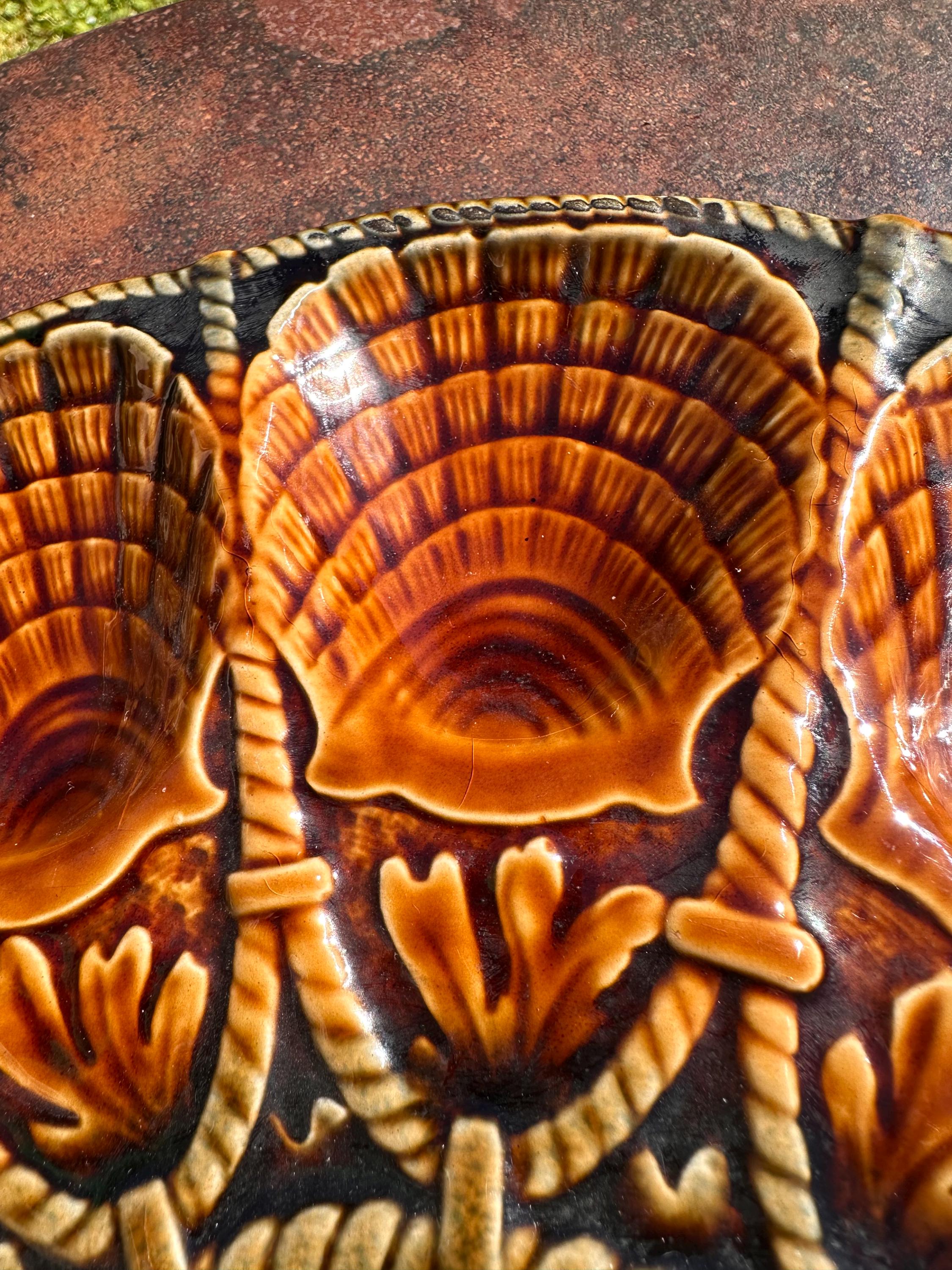 Antique Sarreguemines slipware oyster dish – 12 compartments