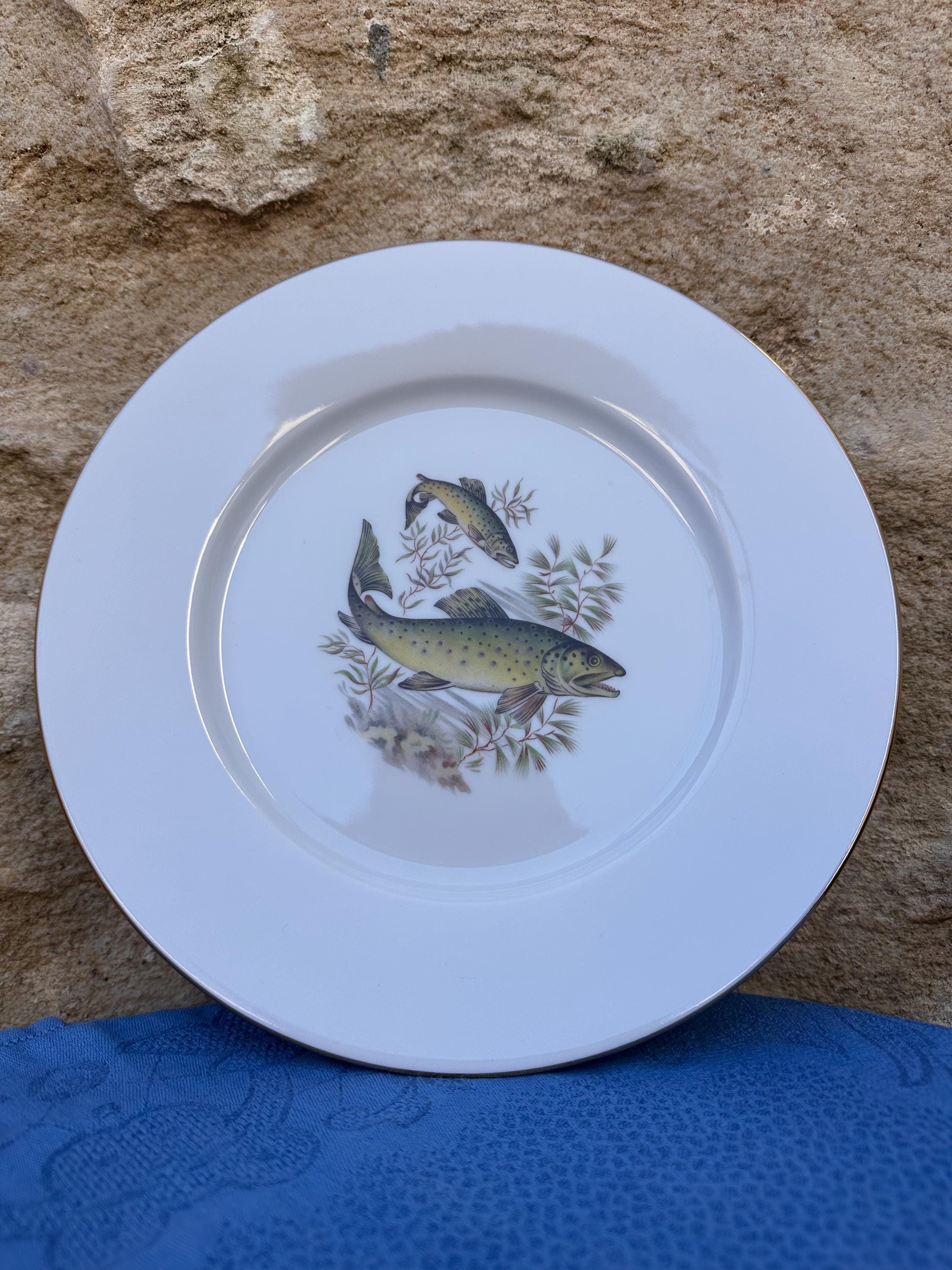 3 assiettes à poisson anciennes en porcelaine de Limoges