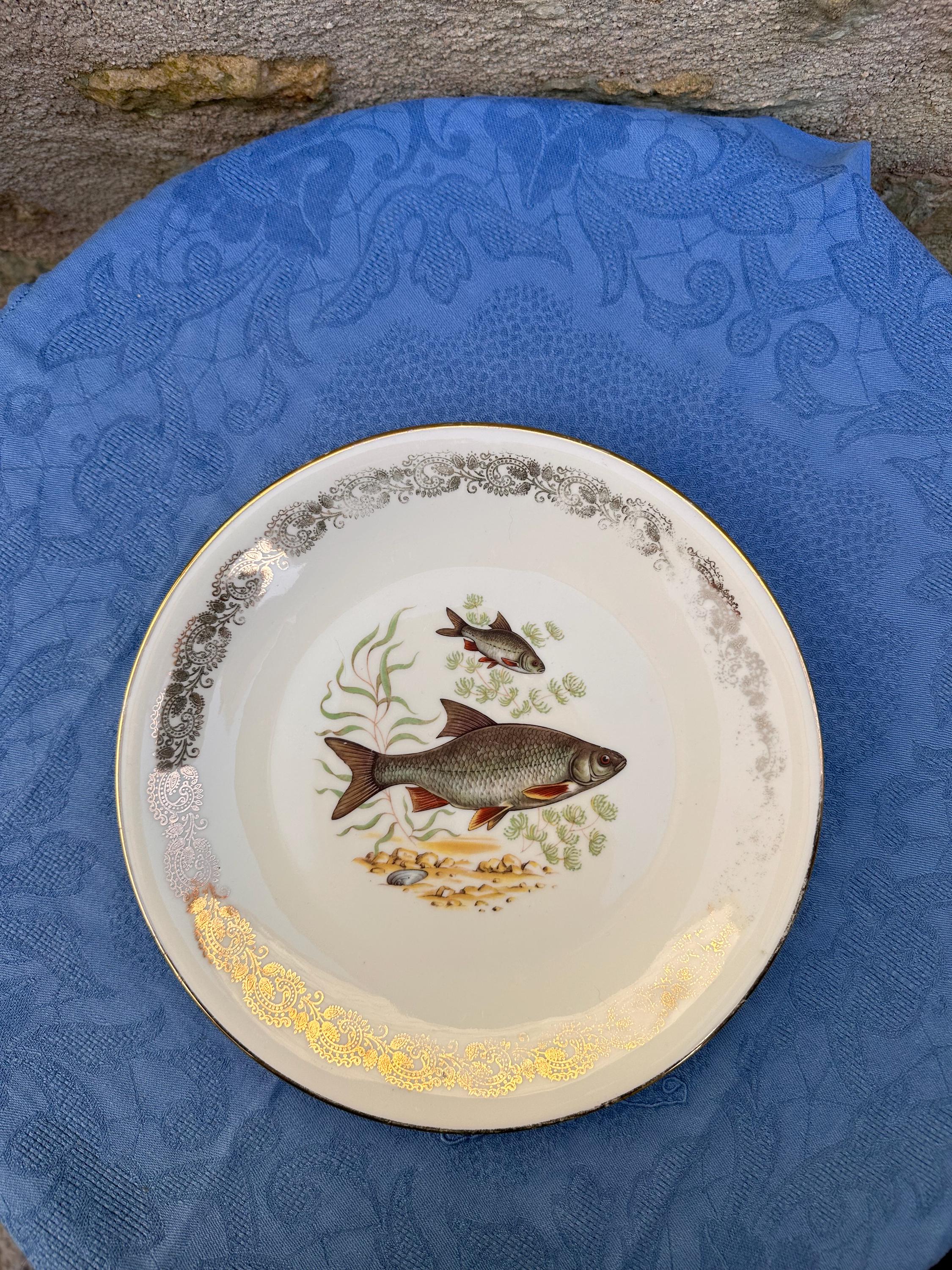 Set of 6 Vintage "Porcelaine de France" Fish Plates with Lace Gilding