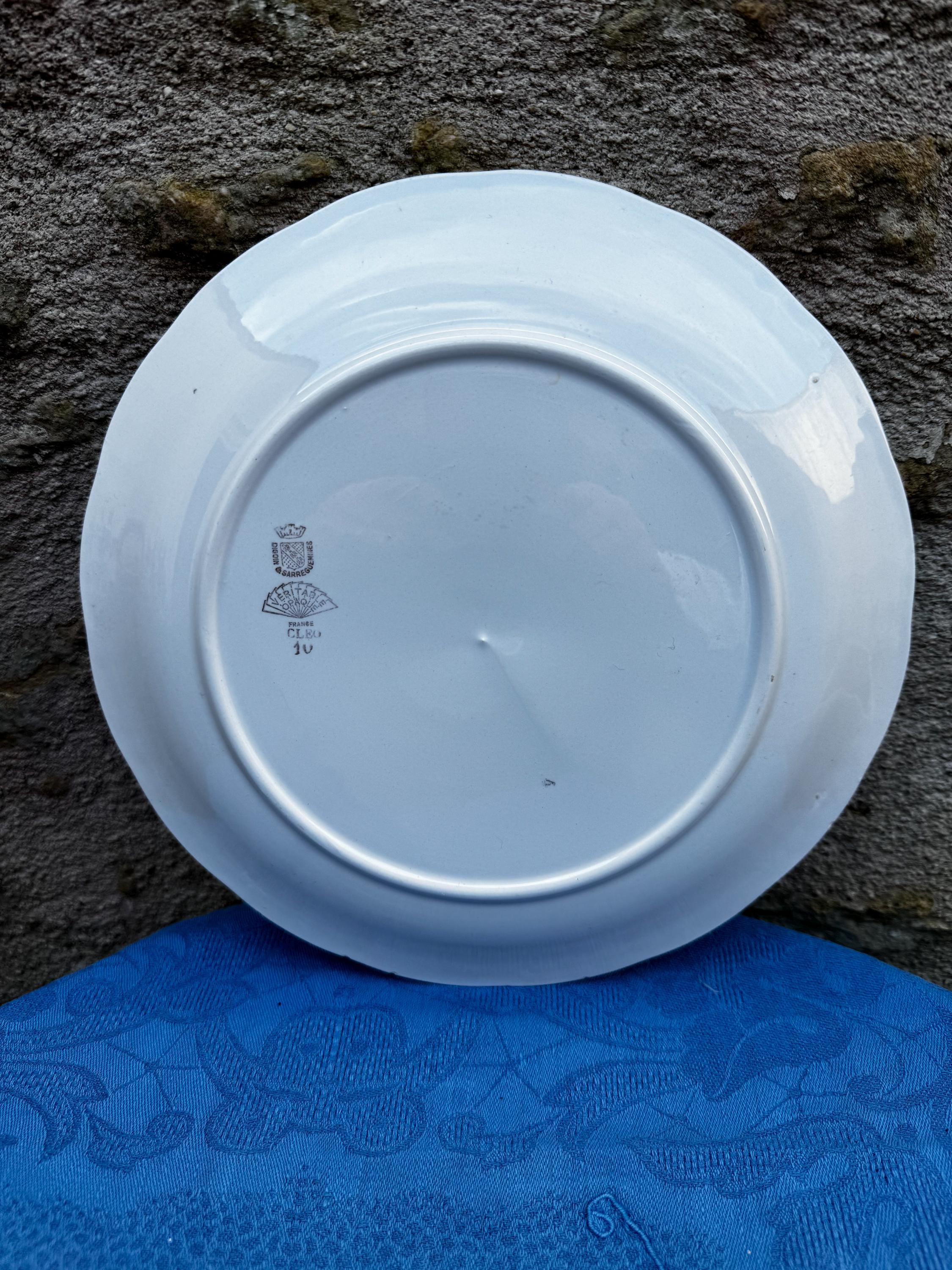 8 antique Digoin & Sarreguemines plates – Cléo pattern