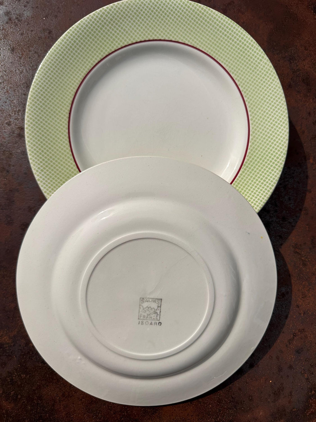 6 assiettes anciennes en faïence de Salins – Modèle Izoard