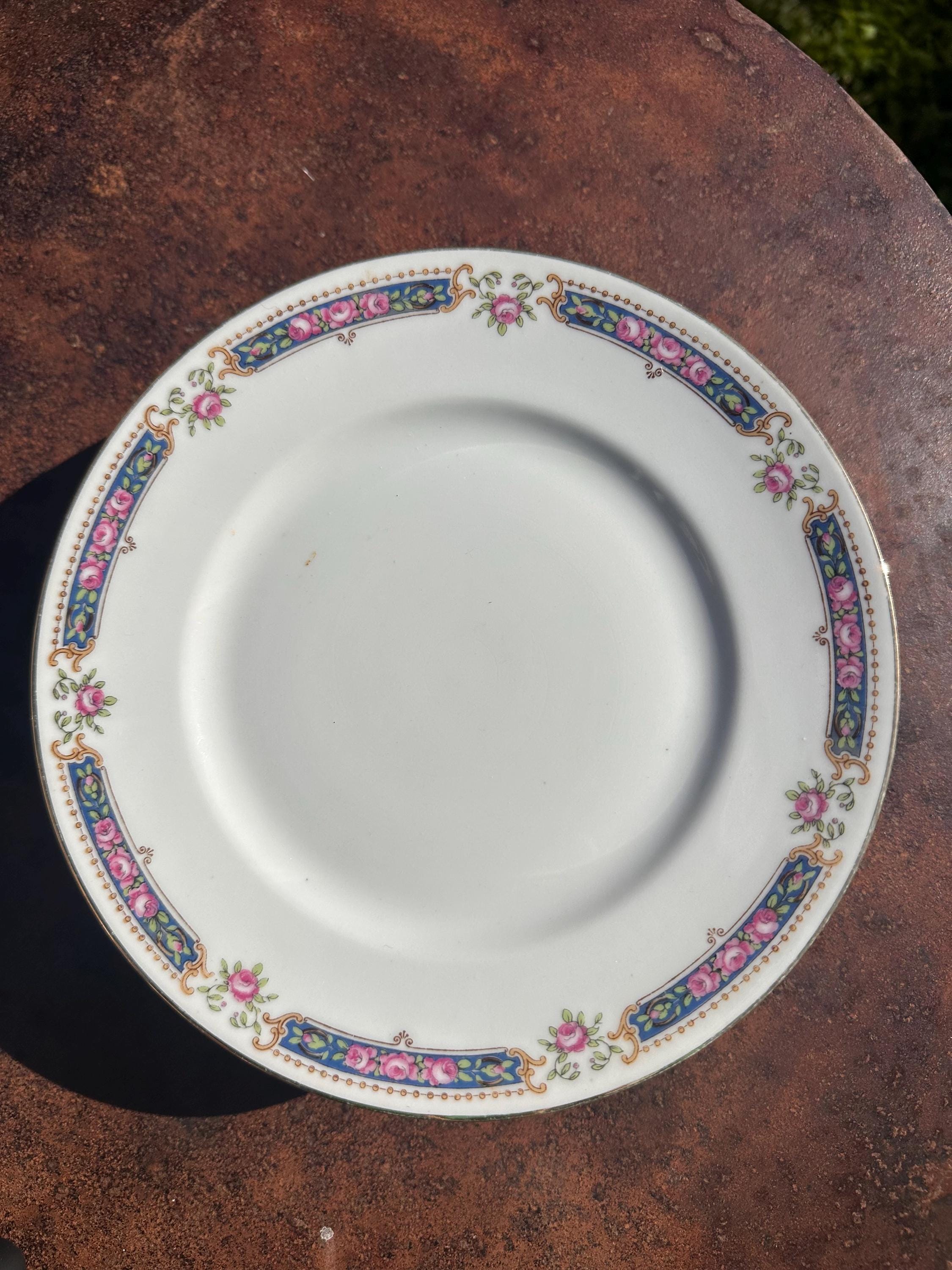 6 assiettes à dessert Bernardaud Limoges – Porcelaine ancienne
