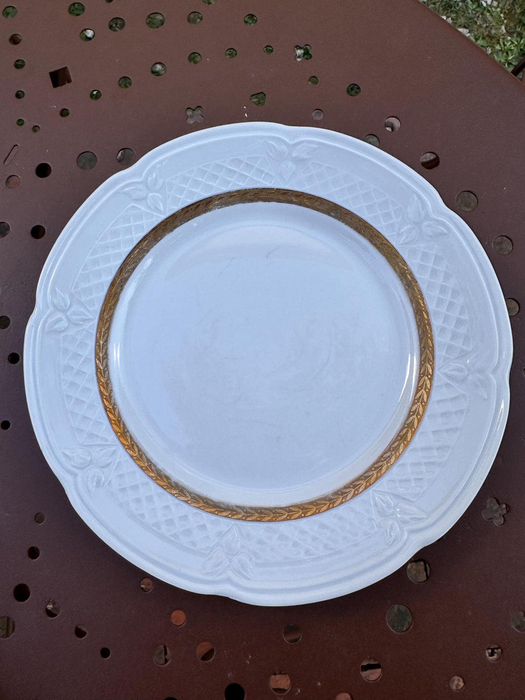 Assiettes à dessert Vintage Berry Haute Porcelaine France - 19 cm - Dorure Laurier & Relief - Petit prix - lot de 6